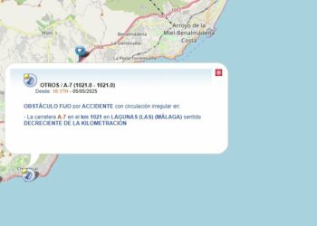 Un accidente de tráfico a la altura de El Faro genera más de 2 km de retenciones en la A-7