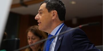 Juanma Moreno: «Es el momento de que la UE proteja y defienda a agricultores, ganaderos y pescadores»