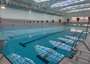 El Ayuntamiento de Mijas abre el plazo de inscripciones para las actividades de la nueva piscina de La Cala