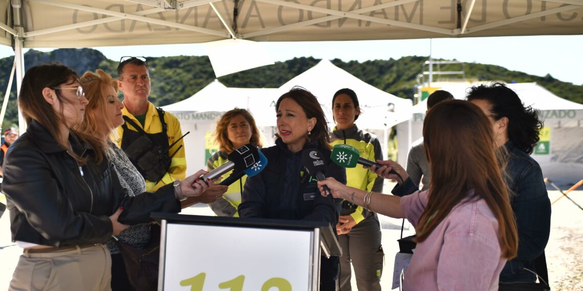 La Junta prueba la respuesta en caso de incendio forestal en un simulacro en Casares