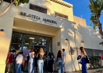Fuengirola impulsa la creación literaria con un laboratorio de poesía gratuito