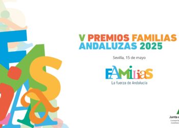 La Junta distingue a más de una decena de personas y entidades con los Premios Familias Andaluzas