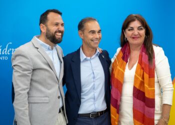 Lara agradece las muestras de cariño recibidas y destaca el gran trabajo realizado para avanzar en proyectos muy importantes para Benalmádena