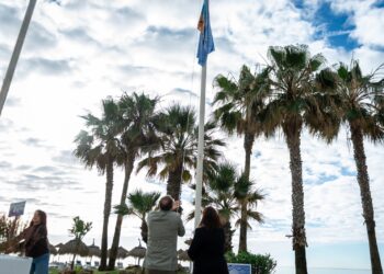 La excelencia del litoral de Torremolinos se consolida con banderas Azules y de Ecoplayas en todas sus playas