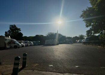 AFESOL gestionará el área de estacionamiento de autocaravanas en la explanada del recinto ferial de Arroyo de la Miel