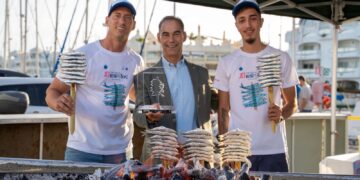 Arranca la Feria del Marisco y Frutos del Mar en el Puerto Deportivo