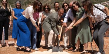 Colocada la primera piedra del Centro de Atención a la Discapacidad de ABAD