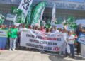 Más de 300 personas se concentran en el Hospital Costa del Sol por el «deterioro» del centro