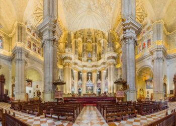 La Diócesis de Málaga celebra este viernes en la Catedral una misa por el papa Francisco