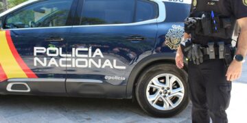 Detenido un hombre de 59 años en El Palo tras agredir con arma blanca a una mujer