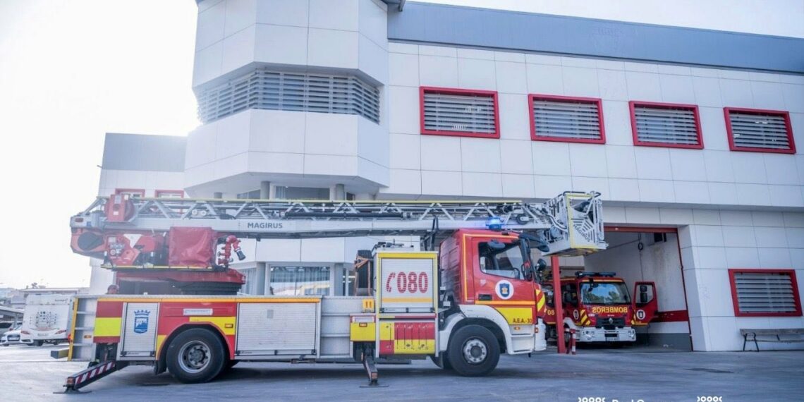 Dos incendios en viviendas de Málaga se saldan con una persona fallecida y cuatro evacuadas