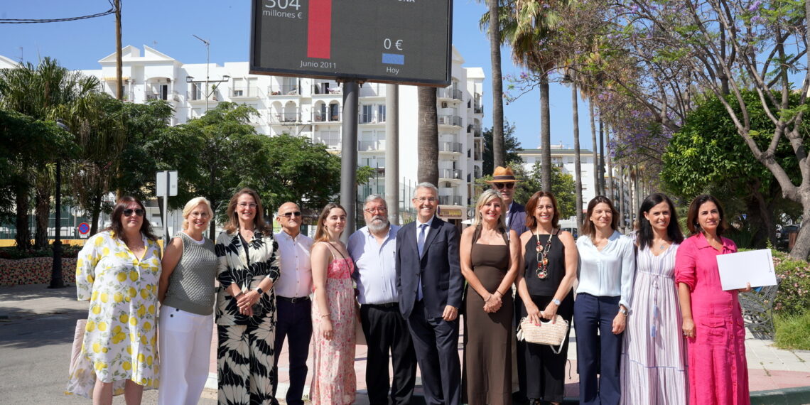 Estepona logra la ‘deuda cero’ tras pagar 300 millones de euros y realiza la mayor bajada de impuestos de la historia del municipio