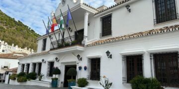 El Ayuntamiento de Mijas adjudica el servicio de de recogida, traslado, albergue y gestión de animales