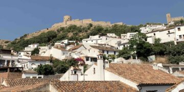 Jimena de la Frontera: el refugio de naturaleza, tradición y cultura