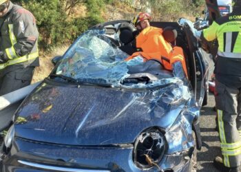 Nuevo accidente en la A-7: Un hombre herido tras una colisión a la altura de Torremolinos