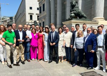 Del Cid exige al Gobierno mejoras en la financiación local junto a centenares de alcaldes de toda España