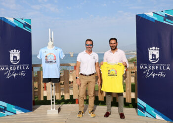 La Media Maratón de Marbella cuelga el cartel de completo tras agotar las 2.250 inscripciones disponibles para la prueba general y la de relevos