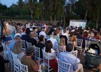 La Universidad de Málaga reconoce el trabajo de su personal jubilado en el Jardín Botánico