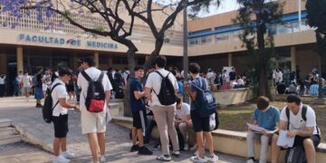 Más de 2.200 estudiantes afrontan la convocatoria extraordinaria de la PAU en Málaga