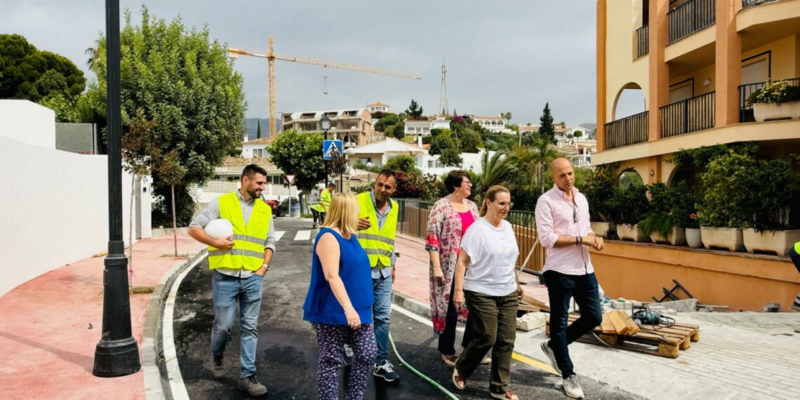 Finalizan las obras de remodelación de la calle Tomillo en Torreblanca, Fuengirola