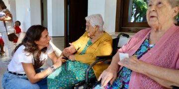 La Junta refuerza el sistema de la dependencia andaluz con la creación de 3.000 nuevas plazas para personas mayores en residencias y centros de día