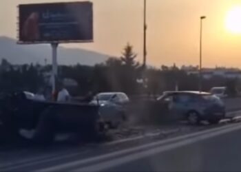 Un fallecido en un grave accidente entre varios vehículos en San Pedro de Alcántara