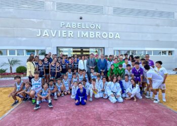 Torremolinos inaugura el pabellón deportivo ‘Javier Imbroda’, un nuevo equipamiento que dará servicio a 2.000 deportistas
