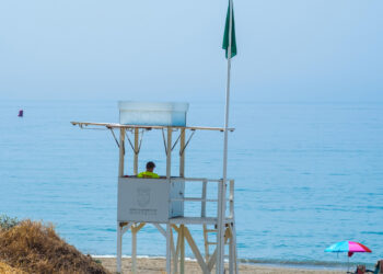 Marbella refuerza el dispositivo de socorrismo en playas durante la temporada estival con más de 50 efectivos