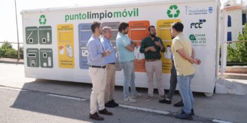 Benalmádena pone en funcionamiento dos nuevos puntos limpios móviles, que llegan también a las urbanizaciones