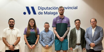 Más de un centenar de escolares de la provincia participan en los Campus de Verano de Baloncesto de la Diputación
