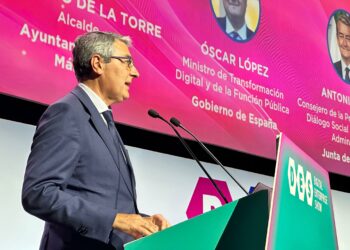 Francisco Salado destaca en DES el trabajo de la provincia de Málaga para liderar el proceso de la revolución digital