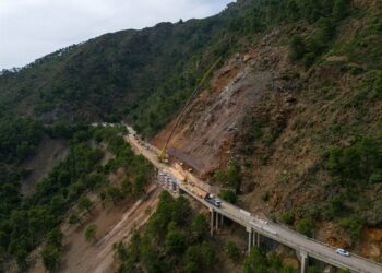 Las obras del puente en la carretera Ronda–San Pedro superan ya su ecuador