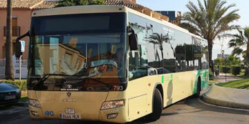 Torremolinos aprueba el primer reglamento para regular su transporte urbano en autobús