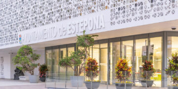 Ahorro de más de seis millones de euros para los hogares de Estepona con la bajada del IBI