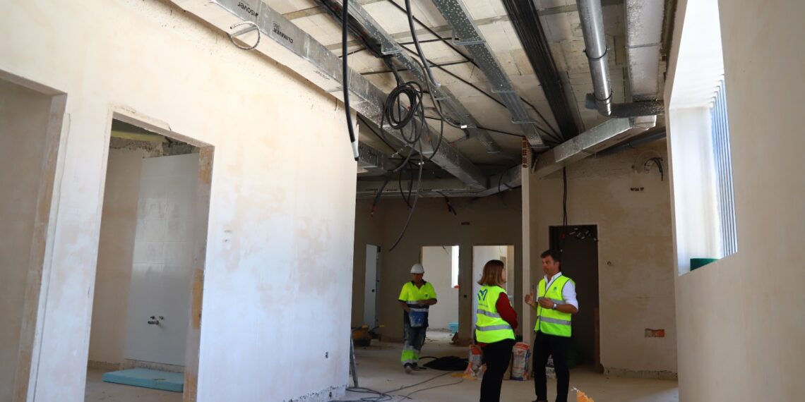 Las obras del nuevo centro de salud de Nueva Andalucía alcanzan el 65% de ejecución y finalizarán en octubre