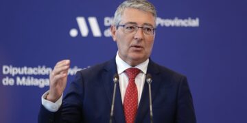 Salado asegura que los malagueños se sienten «abandonas y engañados» por el Gobierno debido a la falta de avances en movilidad