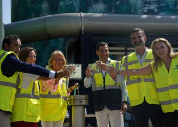 Moreno inaugura la ampliación hasta 20 hm3 de la desaladora de Marbella que ayudará a garantizar agua para la Costa del Sol
