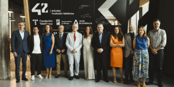 La Junta renueva su compromiso con 42 Málaga para formar a profesionales digitales