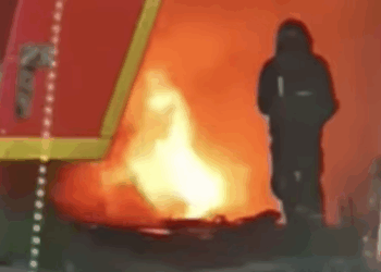 Arde el chiringuito de Cabopino en Marbella