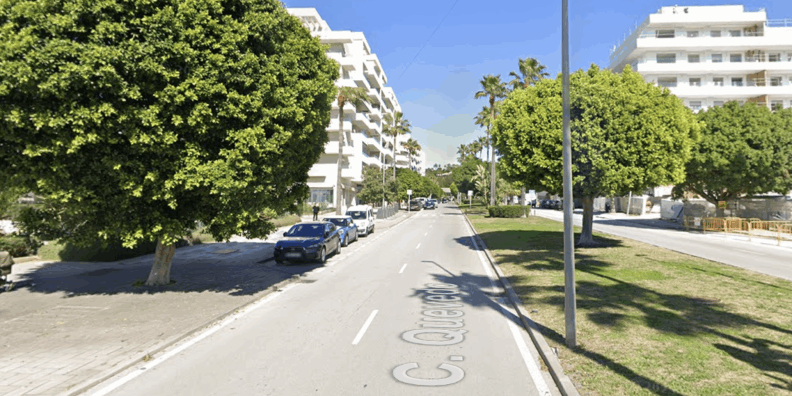 Atropellan a un hombre de 82 años en la calle Quevedo de Marbella