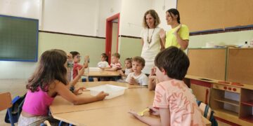 Más de 400 niños de Fuengirola participan estos meses en la Escuela Municipal de Verano