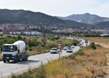La Junta licita el desdoble de la carretera de acceso a Alhaurín de la Torre con nuevos carriles BUS-VAO