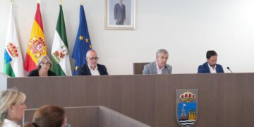 Estepona aprueba en pleno el trámite que posibilita realizar la mayor rebaja del IBI en Estepona tras alcanzar la deuda cero
