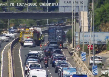 Más de 5 kilómetros de retenciones por un accidente en la A-7 a la altura de Calahonda