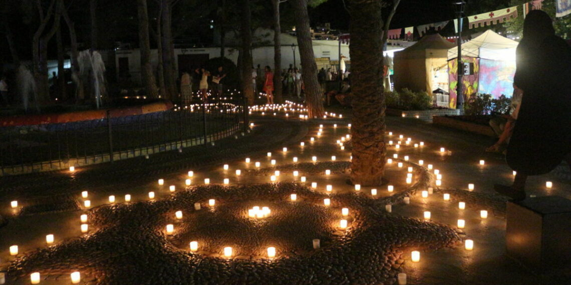 Mijas con alma de luz, Antoñito Molina, Antonio José, RBF y fútbol sala : Los mejores planes para este fin de semana