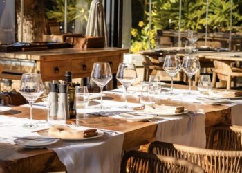 Vôvem Estepona abre sus puertas: así es el nuevo destino para los amantes de la buena carne