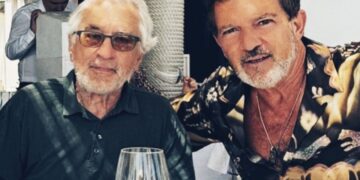 Antonio Banderas junto a Robert de Niro en Marbella: «Vacaciones en un verano cargado de trabajo»