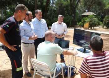 Marbella pone en marcha un innovador sistema de conexión a internet por satélite para garantizar las comunicaciones en situaciones de emergencia