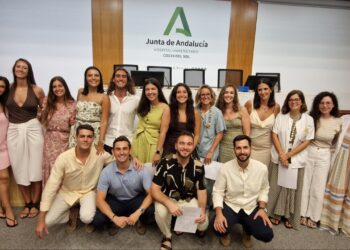 El Hospital Universitario y el Distrito Costa del Sol rinden homenaje a los 21 especialistas internos residentes que finalizan su formación