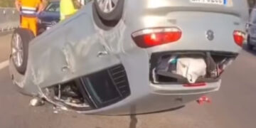 Dos heridos tras volcar un coche en la A-7 a la altura del Higuerón, en dirección Málaga